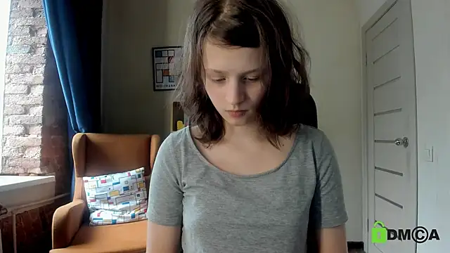 Snapshot of Alina_Mills chatting on July 2026 12:36:02 PM Alina Mills online show from July 2026 12:36:02 PM