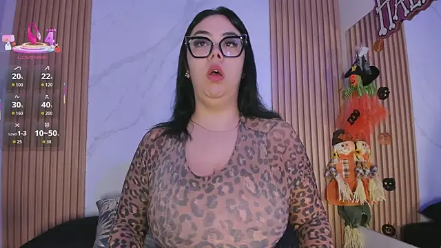 Snapshot of juicy_led_ chatting on November 2025 11:12:01 AM juicy led online show from November 2025 11:12:01 AM