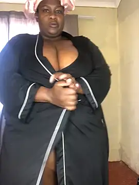 Snapshot of bustytitsxxx chatting on June 2026 08:01:02 AM bustytitsxxx online show from June 2026 08:01:02 AM