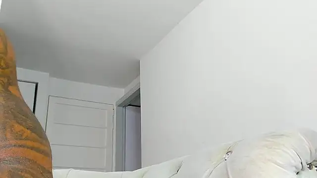 Makonneen online show from November 2025 12:22:01 AM