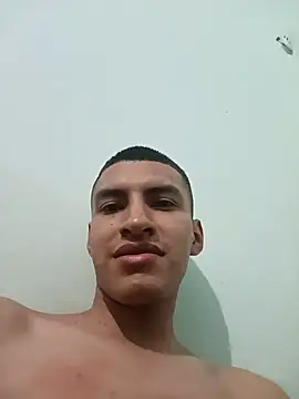 Snapshot of Rogersmit2 chatting on August 2026 04:11:01 AM Rogersmit2 online show from August 2026 04:11:01 AM