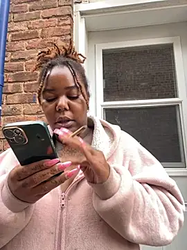 Snapshot of Goddess_Nafeesha chatting on October 2025 07:36:02 PM Goddess Nafeesha online show from October 2025 07:36:02 PM