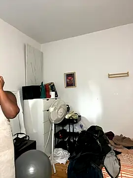 Snapshot of Goddess_Nafeesha chatting on October 2025 09:04:02 PM Goddess Nafeesha online show from October 2025 09:04:02 PM