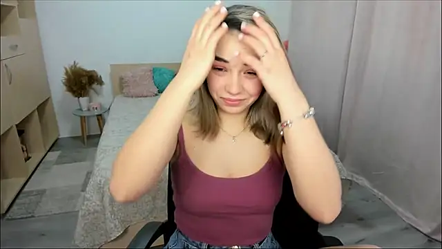 Alexa Dolly12 online show from March 2026 08:21:01 AM