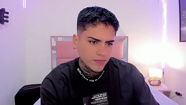 Snapshot of mad_maxxx2 chatting on February 2025 01:41:02 PM mad maxxx2 online show from February 2025 01:41:02 PM