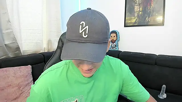 Snapshot of mad_maxxx2 chatting on February 2025 01:22:02 PM mad maxxx2 online show from February 2025 01:22:02 PM