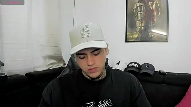 Snapshot of mad_maxxx2 chatting on October 2025 12:04:02 PM mad maxxx2 online show from October 2025 12:04:02 PM