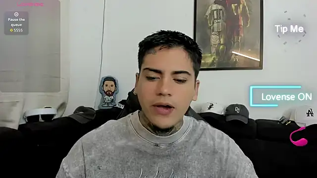 Snapshot of mad_maxxx2 chatting on November 2025 11:49:01 AM mad maxxx2 online show from November 2025 11:49:01 AM