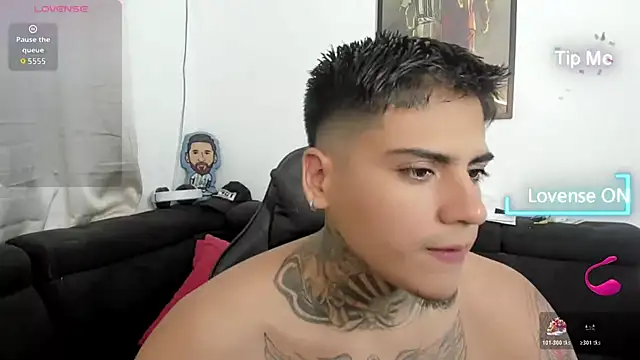 Snapshot of mad_maxxx2 chatting on November 2025 12:10:02 AM mad maxxx2 online show from November 2025 12:10:02 AM