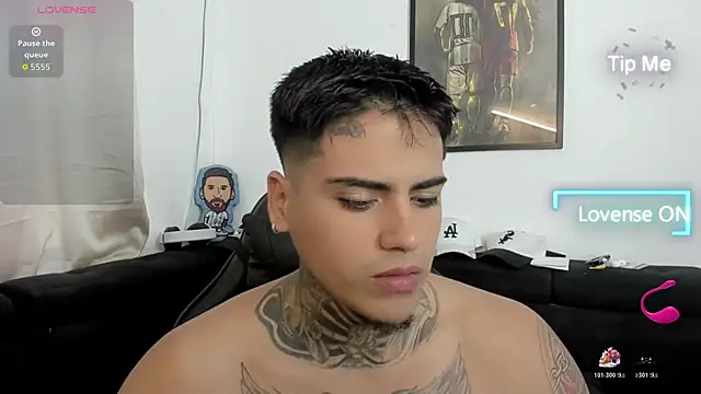 Snapshot of mad_maxxx2 chatting on November 2025 01:44:02 PM mad maxxx2 online show from November 2025 01:44:02 PM