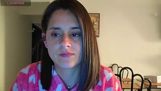 Alice milf  online show from September 2025 01:37:01 PM