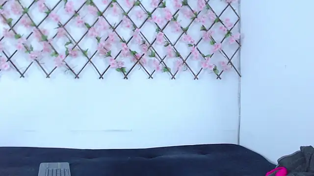 tiffany gomez9 online show from March 2026 01:44:01 PM