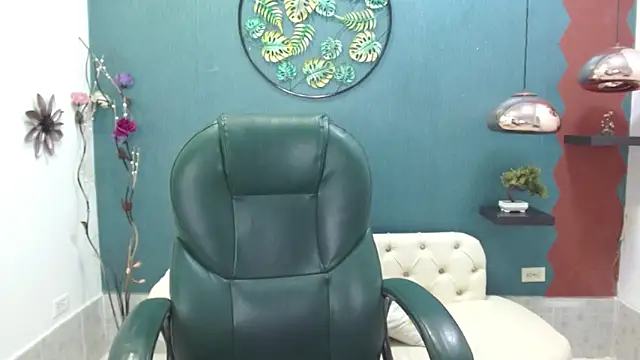 Melikasweetz online show from January 2025 08:32:02 PM