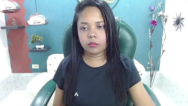 Melikasweetz online show from January 2025 12:48:01 PM