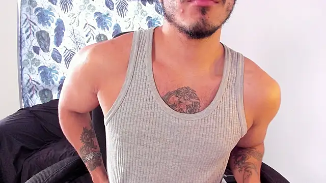 Snapshot of JayMarcos_ chatting on December 2025 11:41:01 AM JayMarcos online show from December 2025 11:41:01 AM