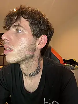 Widoo22 online show from April 2026 10:36:01 AM