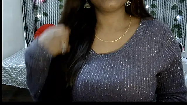 Snapshot of Radhika_Singhaniya chatting on January 2025 08:06:01 AM Radhika Singhaniya online show from January 2025 08:06:01 AM