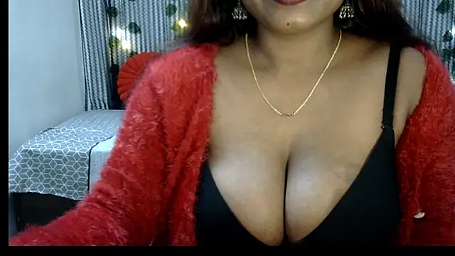 Snapshot of Radhika_Singhaniya chatting on February 2025 06:49:02 PM Radhika Singhaniya online show from February 2025 06:49:02 PM