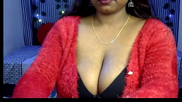 Snapshot of Radhika_Singhaniya chatting on February 2025 09:52:01 PM Radhika Singhaniya online show from February 2025 09:52:01 PM