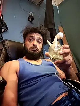 C8L3U online show from December 2024 12:16:02 PM