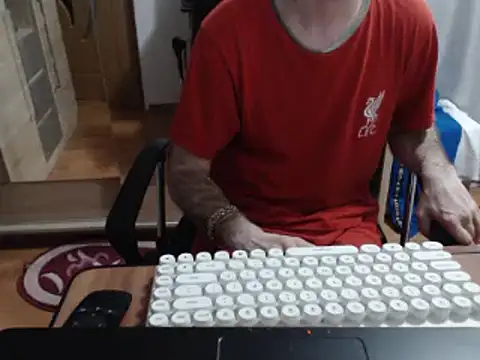 uncutguy01 online show from March 2025 04:46:01 PM