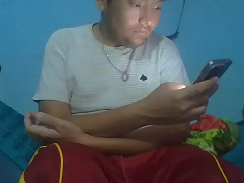 Snapshot of daniel4444Cu chatting on April 2026 02:52:02 PM daniel4444Cu online show from April 2026 02:52:02 PM