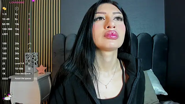 Nicolette ks  online show from February 2026 04:19:02 AM