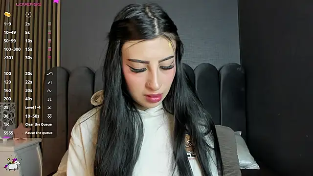 Nicolette ks  online show from February 2026 03:47:01 AM