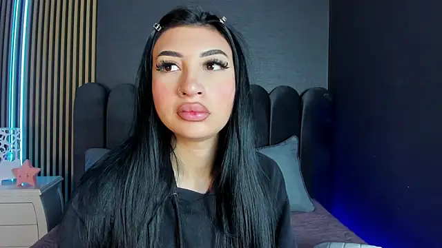 Nicolette ks  online show from April 2026 04:48:01 AM