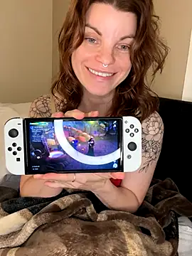 Snapshot of wildefaye chatting on October 2025 02:11:01 AM wildefaye online show from October 2025 02:11:01 AM