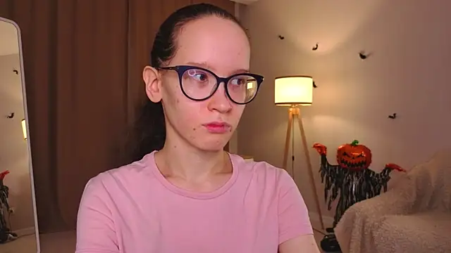 BettyBrowni online show from November 2025 04:11:02 PM