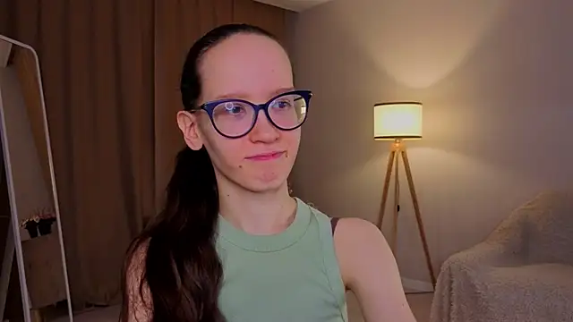 BettyBrowni online show from March 2026 04:12:02 PM