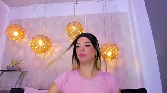 Snapshot of victoria_aleia_ chatting on January 2025 09:21:01 PM victoria aleia online show from January 2025 09:21:01 PM