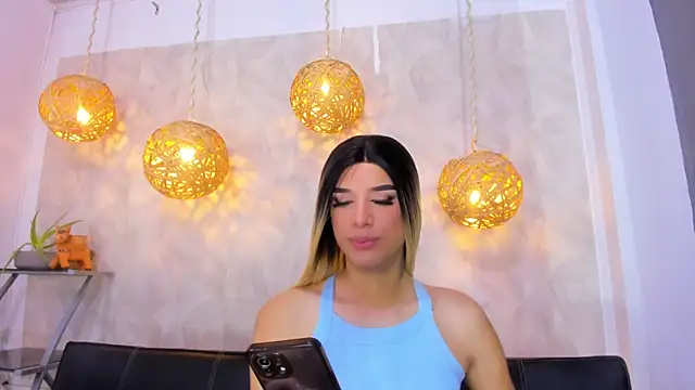 Snapshot of victoria_aleia_ chatting on January 2025 08:49:02 PM victoria aleia online show from January 2025 08:49:02 PM