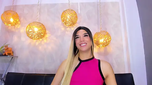 Snapshot of victoria_aleia_ chatting on January 2025 11:17:02 PM victoria aleia online show from January 2025 11:17:02 PM