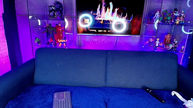 Snapshot of sarah_banks1 chatting on February 2026 03:11:01 AM sarah banks1 online show from February 2026 03:11:01 AM