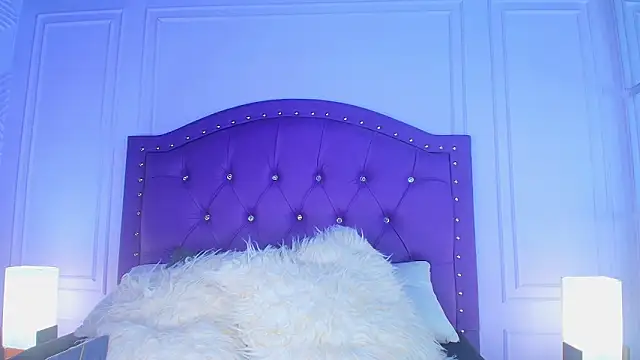 Snapshot of sarah_banks1 chatting on February 2026 01:39:02 AM sarah banks1 online show from February 2026 01:39:02 AM