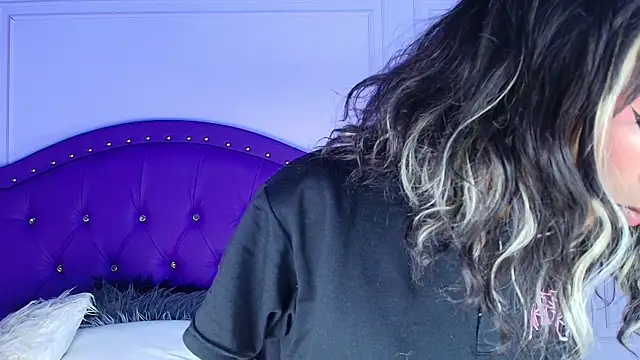 Snapshot of sarah_banks1 chatting on June 2026 11:04:01 AM sarah banks1 online show from June 2026 11:04:01 AM