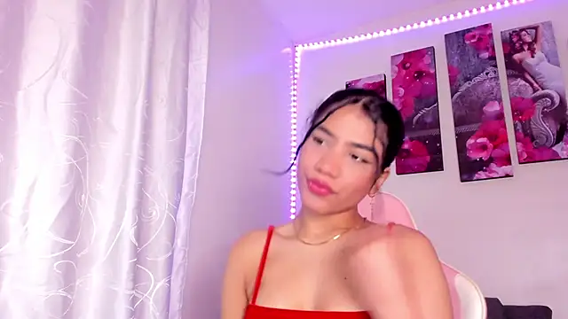 Snapshot of Alissarhys26 chatting on March 2025 11:22:01 PM Alissarhys26 online show from March 2025 11:22:01 PM