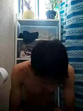 Leonul online show from February 2025 09:36:01 PM