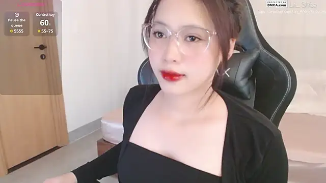 Lin SiYee online show from February 2025 05:26:02 AM