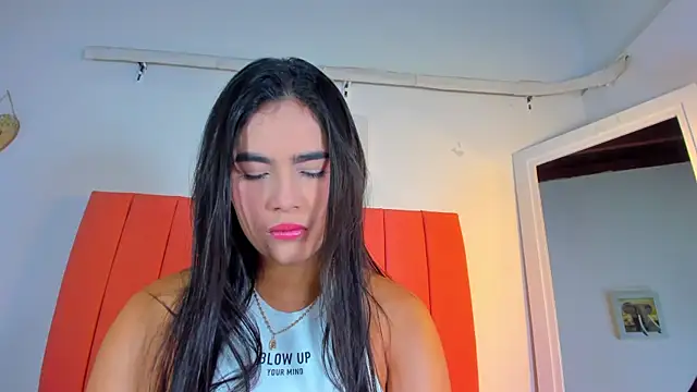 valen rose0 online show from November 2025 12:06:01 PM