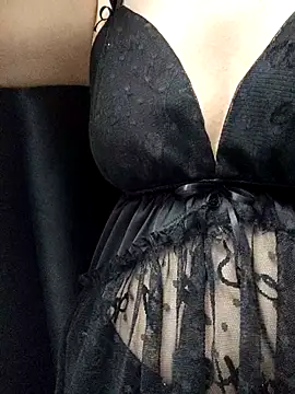 Snapshot of Haralushiaaa chatting on September 2025 05:01:02 AM Haralushiaaa online show from September 2025 05:01:02 AM