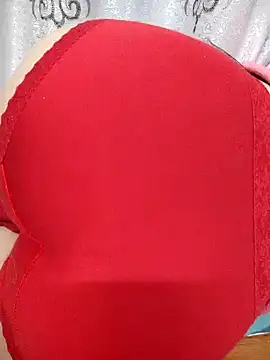 Snapshot of Haralushiaaa chatting on November 2025 07:38:02 PM Haralushiaaa online show from November 2025 07:38:02 PM