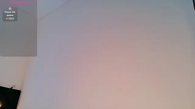 Snapshot of littleebluee chatting on July 2026 08:00:02 PM littleebluee online show from July 2026 08:00:02 PM