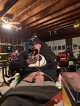 Snapshot of joeycbigcock chatting on December 2024 12:15:02 AM joeycbigcock online show from December 2024 12:15:02 AM