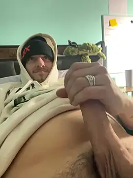 Snapshot of joeycbigcock chatting on December 2024 09:49:02 PM joeycbigcock online show from December 2024 09:49:02 PM