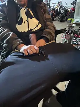 Snapshot of joeycbigcock chatting on January 2025 01:36:02 PM joeycbigcock online show from January 2025 01:36:02 PM