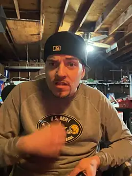 Snapshot of joeycbigcock chatting on January 2025 01:02:01 AM joeycbigcock online show from January 2025 01:02:01 AM