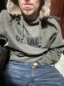 Snapshot of joeycbigcock chatting on January 2025 10:48:01 PM joeycbigcock online show from January 2025 10:48:01 PM